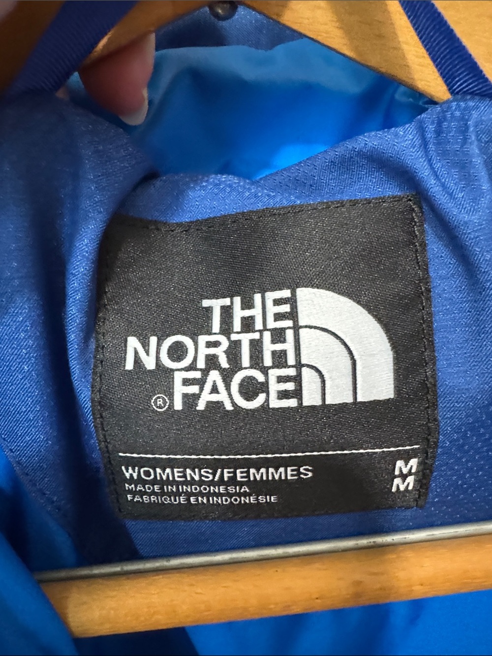 The North Face Blue Hooded Puffer Ski Jacket - Picture 2 of 5